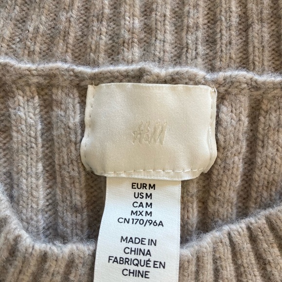 H&M Rib-Knit Dress - Picture 2 of 6